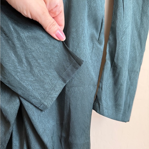 Miss Lola Forrest Green Long Sleeve Maxi Dress Old Hollywood HOCO Prom Medium - Picture 5 of 10